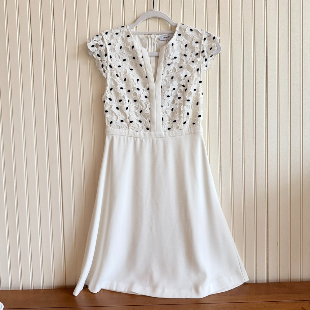 Suncoo Paris White‎ Floral Lace Polka Dot V-Neck Feminine Mini Dress Size XS NEW